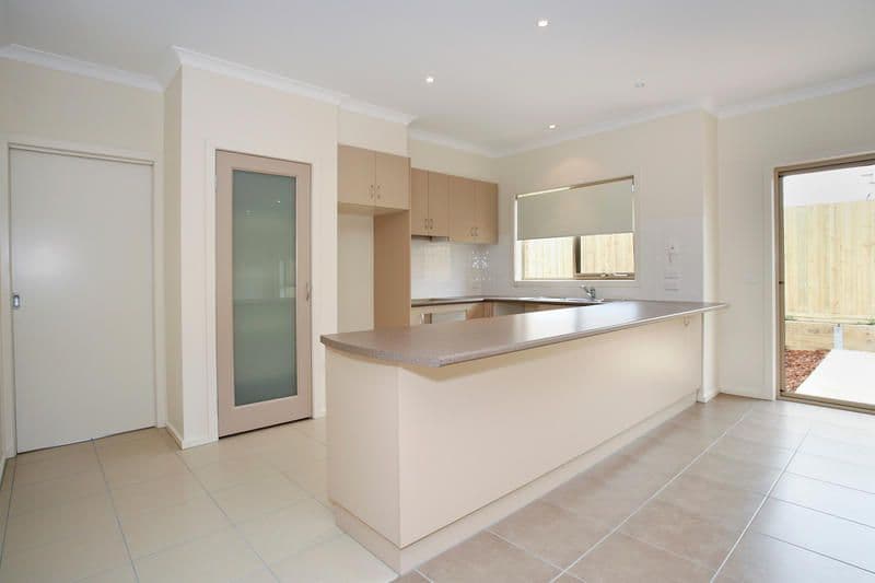 32 Blackheath Mews, WAURN PONDS VIC 3216, Waurn Ponds - Thumbnail 5