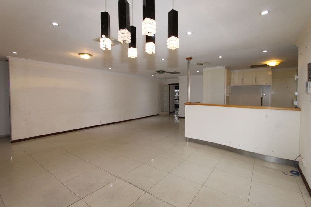 4 Chancery Lane, Alexander Heights WA 6064, Alexander Heights - Thumbnail 3