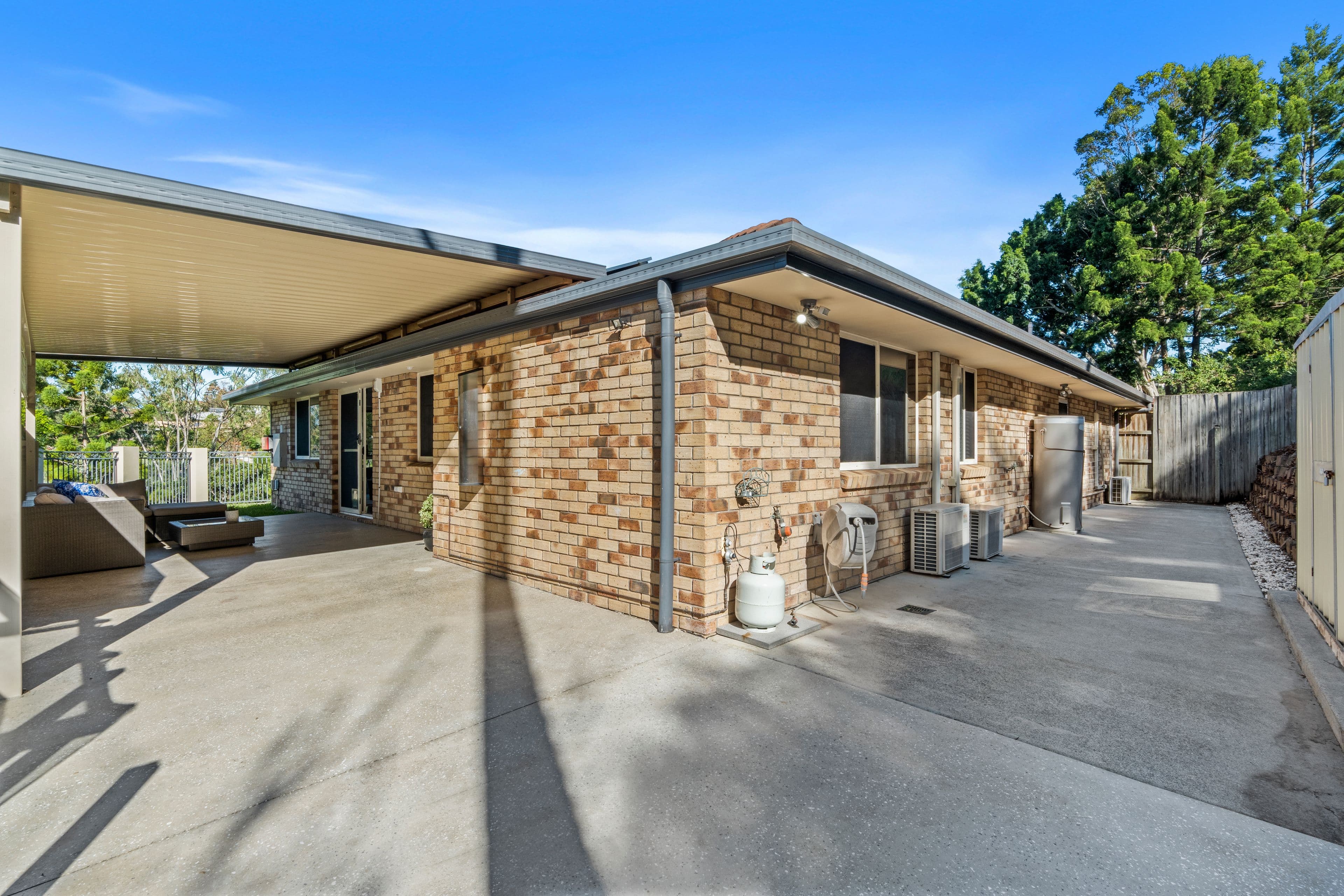 23 Chatfield Street, Edens Landing QLD 4207, Edens Landing - Thumbnail 4