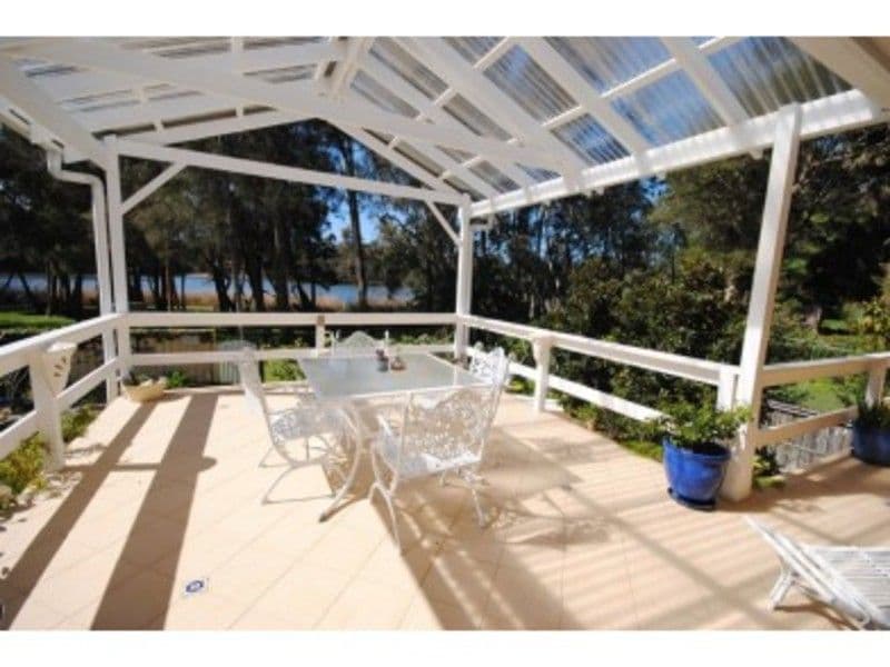 24 Lake Shore Drive, North Avoca - Thumbnail 2