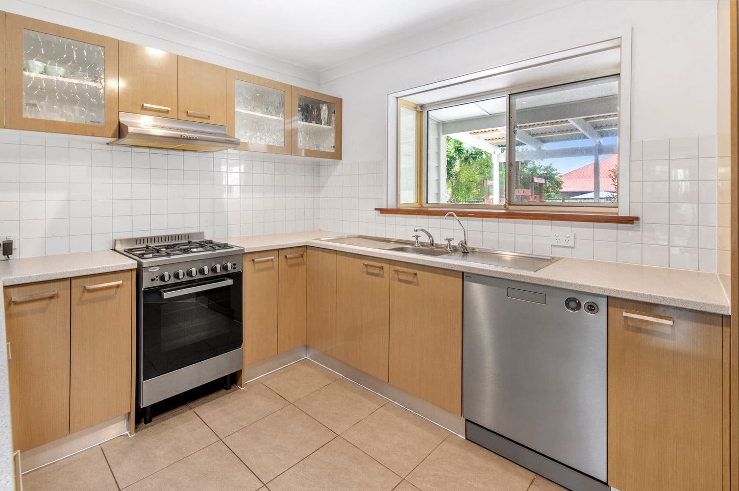 6 Aaron Street, Coomera QLD 4209, Coomera - Thumbnail 3