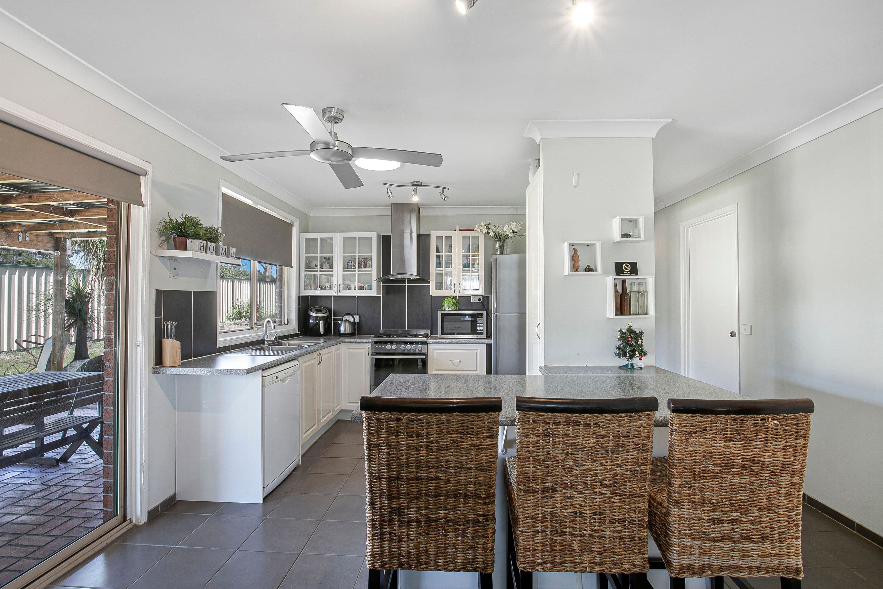 6 Bluewren Close, Glenmore Park NSW 2745, Glenmore Park - Thumbnail 8