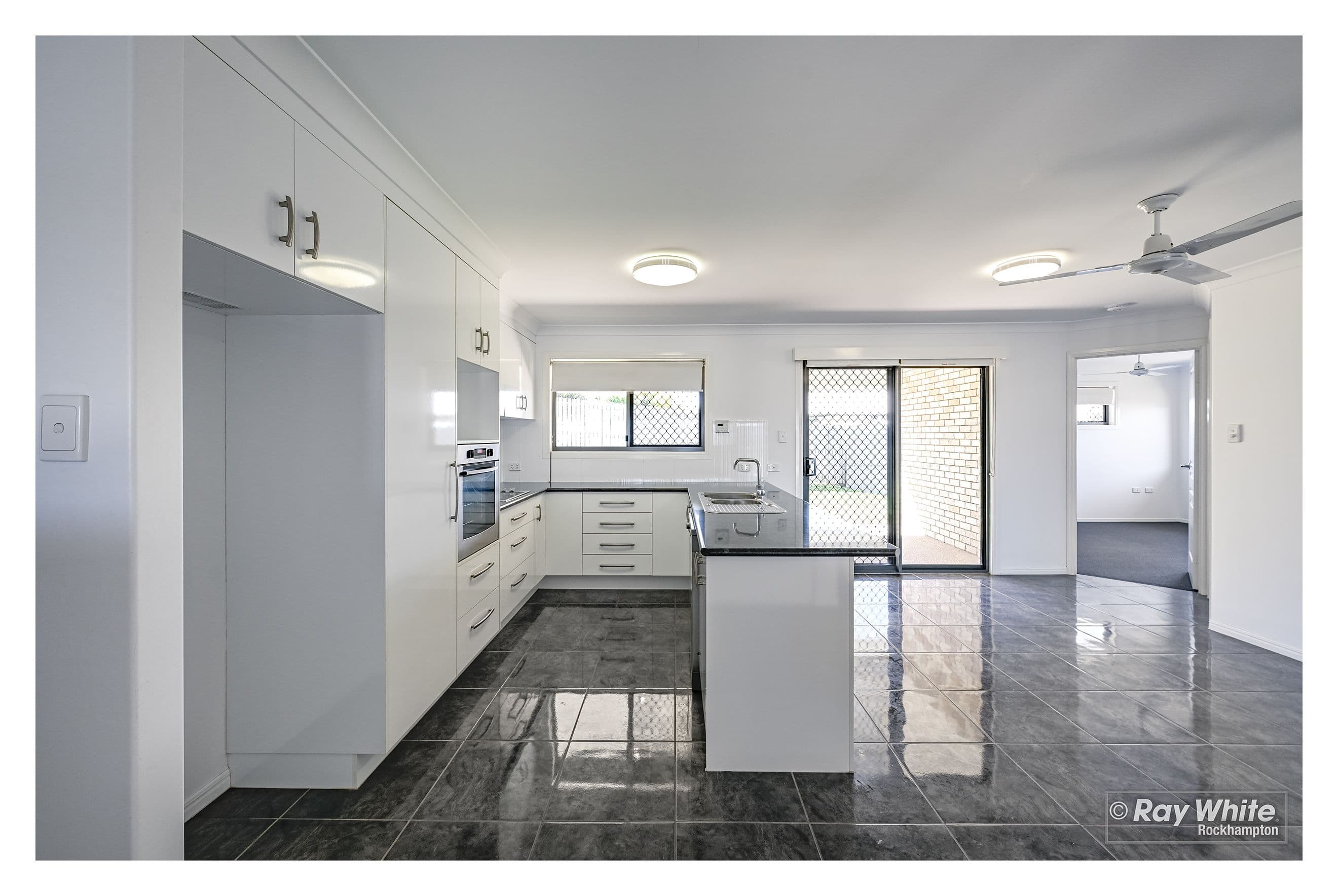 10 Jardine Court, Gracemere QLD 4702, Gracemere - Thumbnail 3