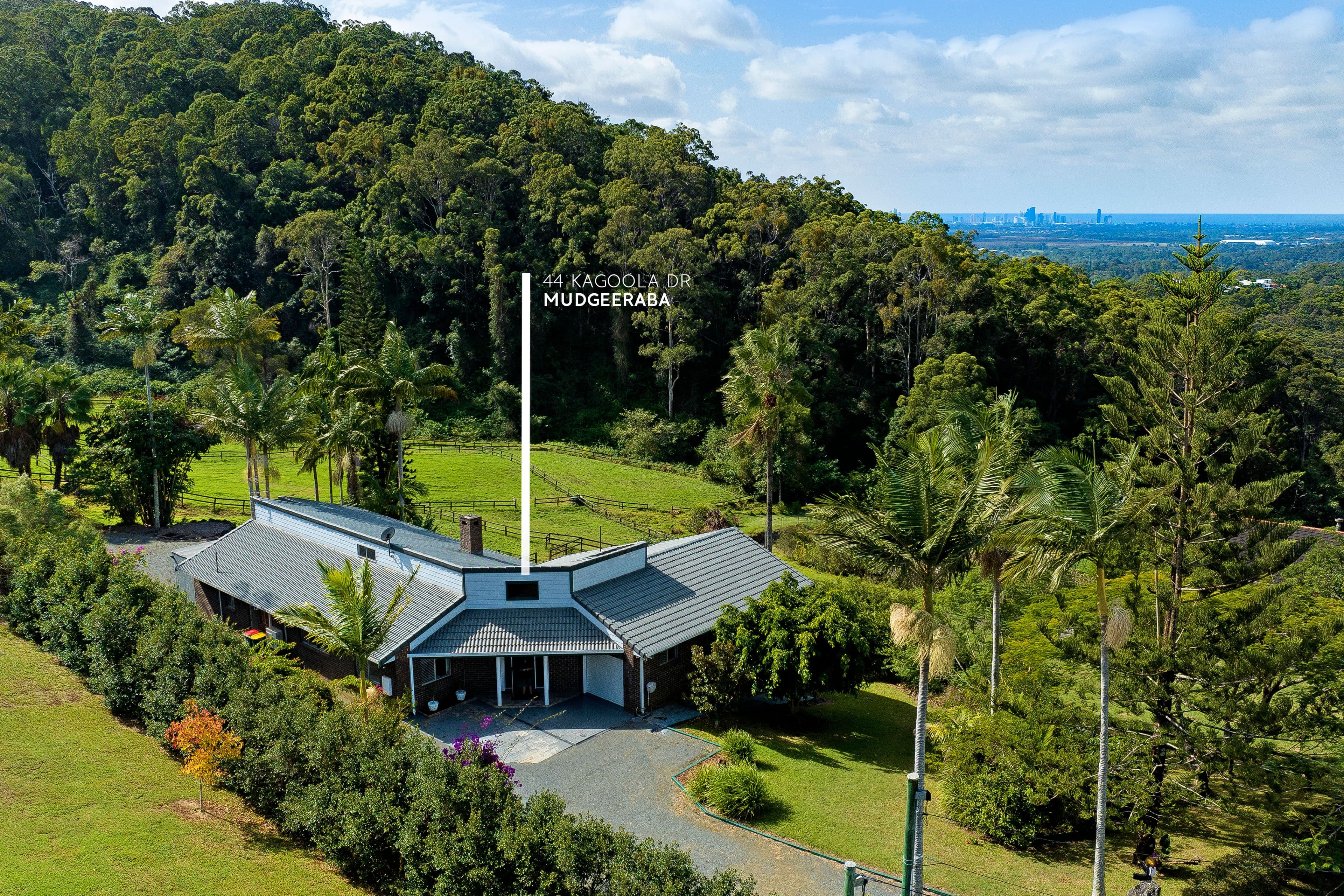 44 Kagoola Drive, Mudgeeraba QLD 4213, Mudgeeraba - Thumbnail 2