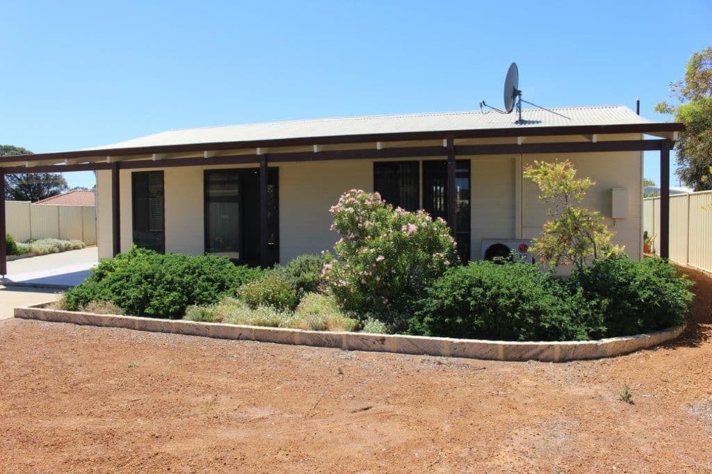 14 Thurkle Square, Dongara WA 6525, Dongara - Image 1