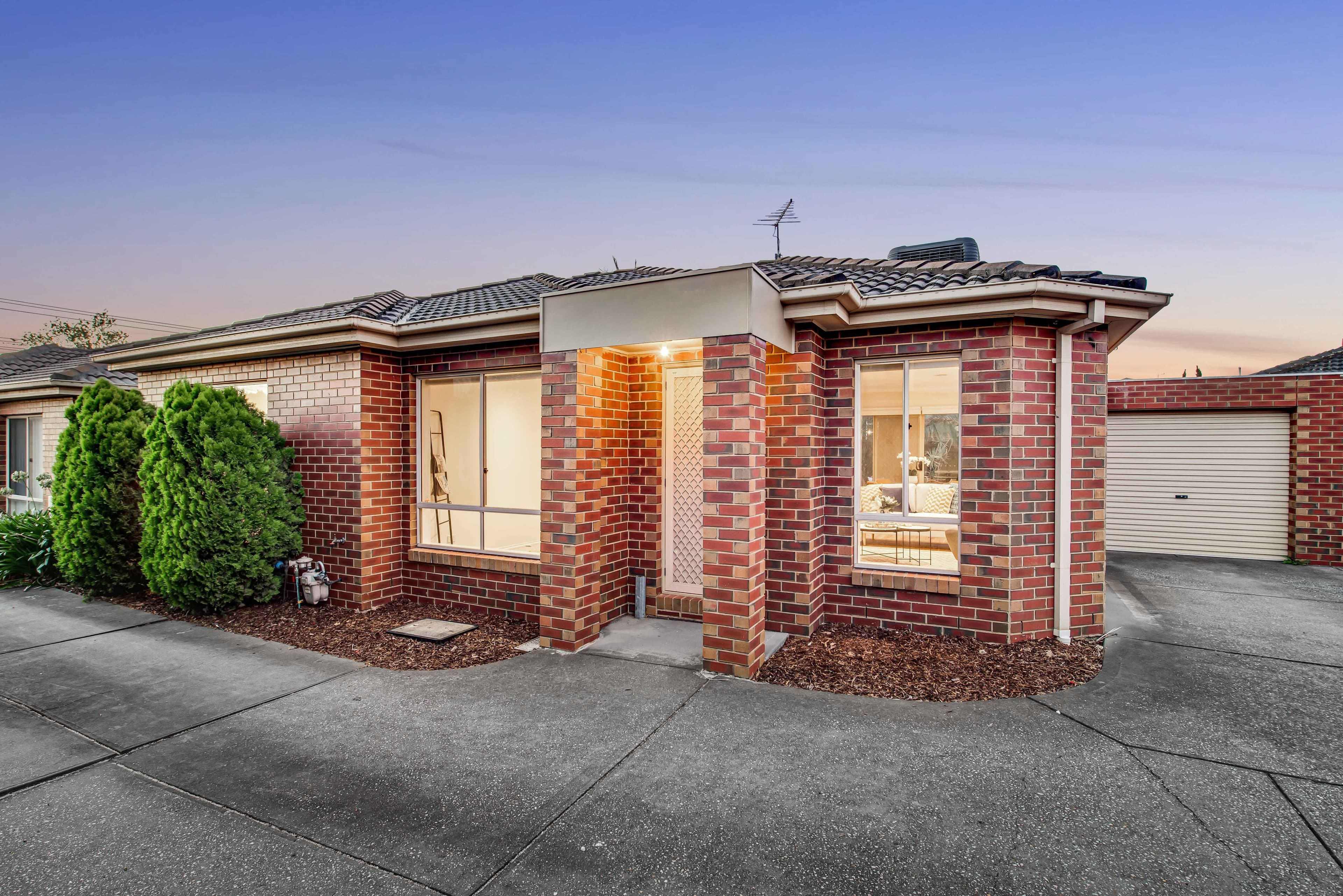 44 Waratah Avenue, Tullamarine VIC 3043, Tullamarine - Image 1
