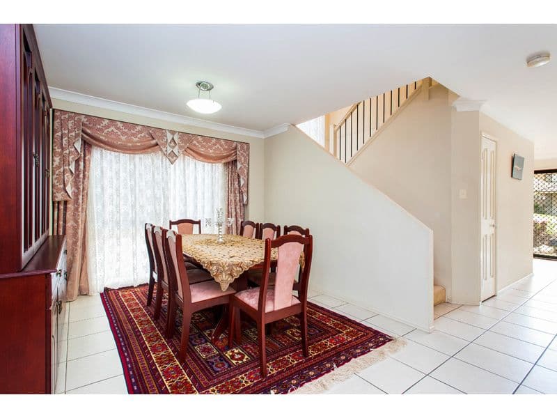 19 Yvonne Road, EIGHT MILE PLAINS QLD 4113, Eight Mile Plains - Thumbnail 3