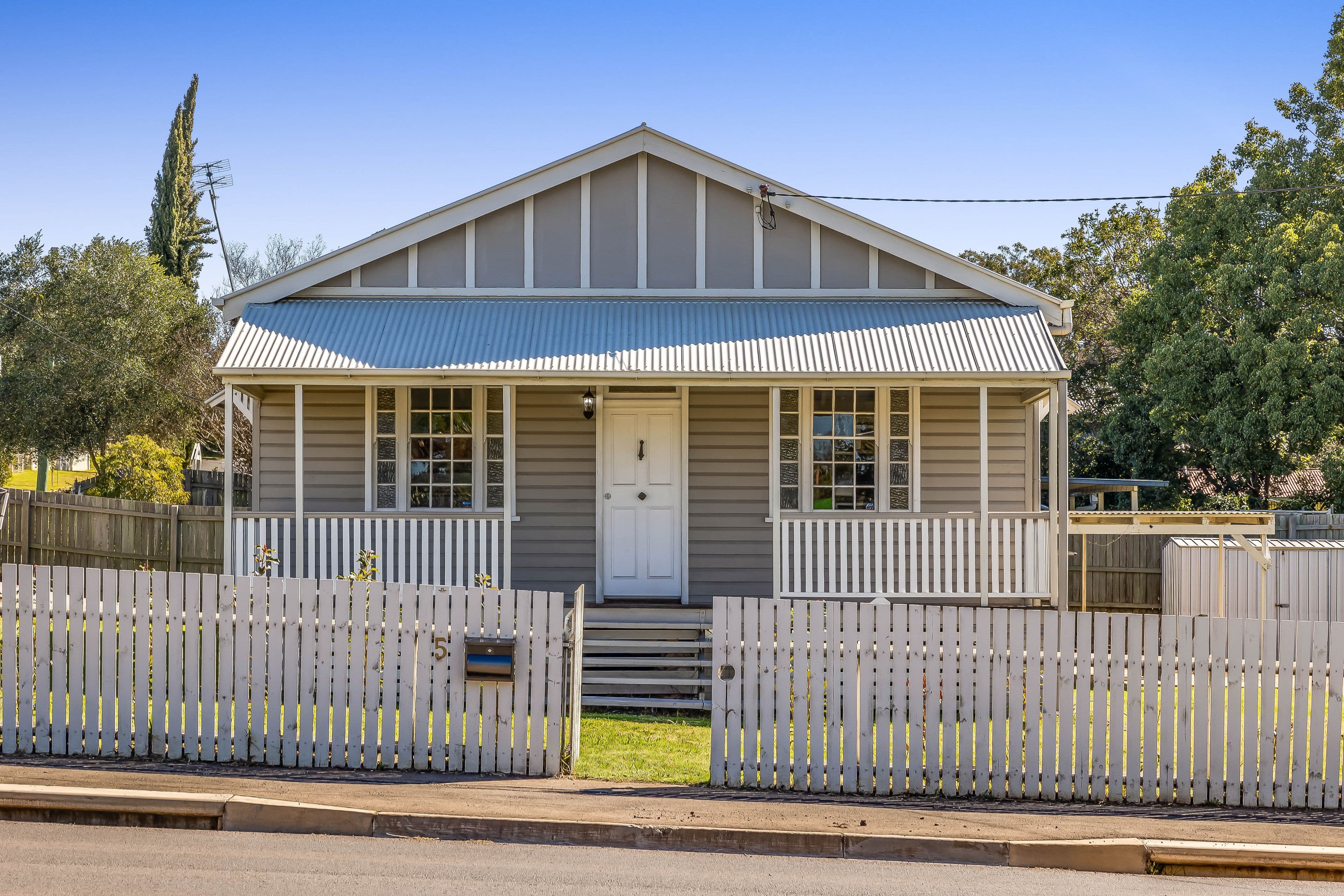 5 West Street, Newtown QLD 4350, Newtown - Image 1