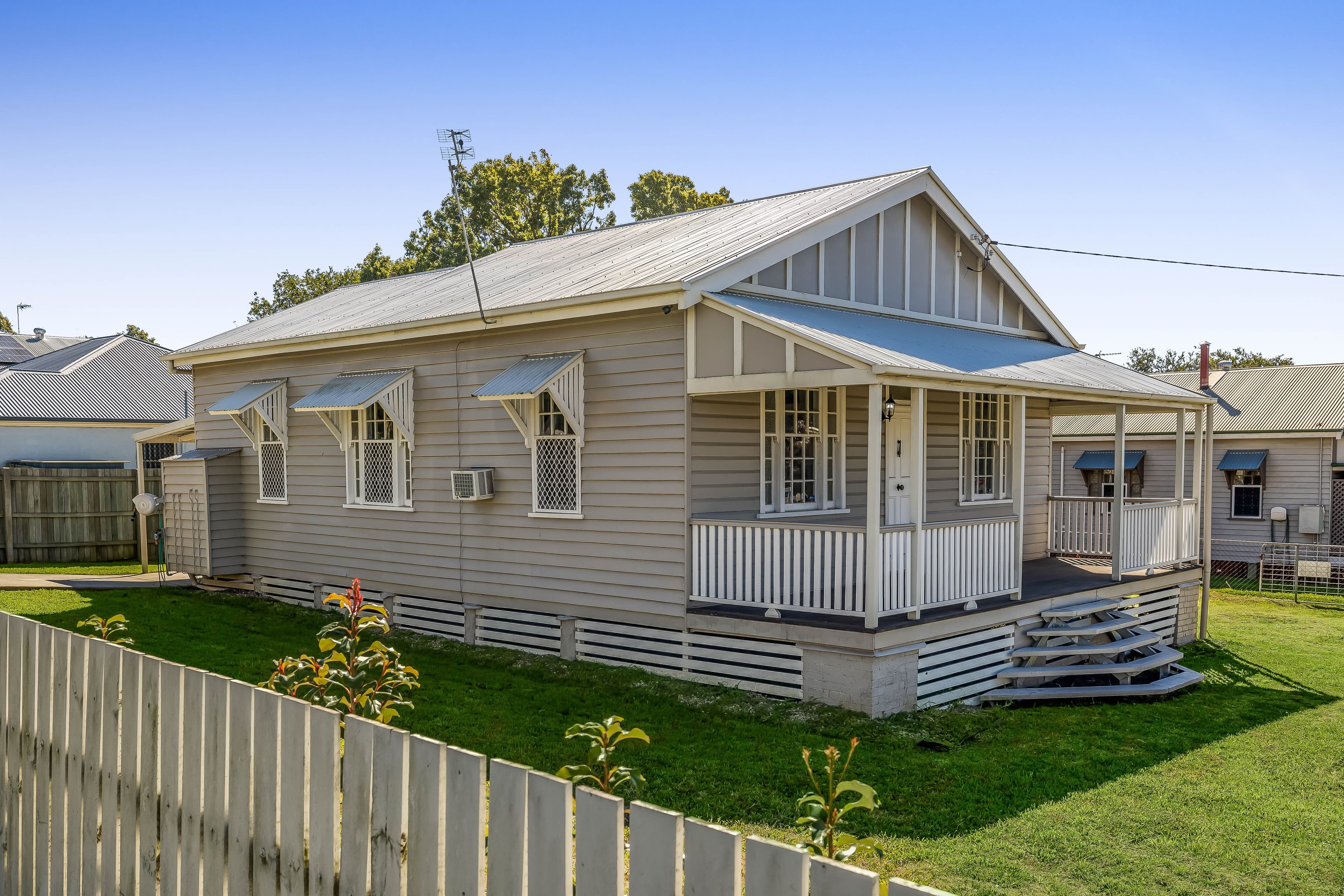 5 West Street, Newtown QLD 4350, Newtown - Thumbnail 2
