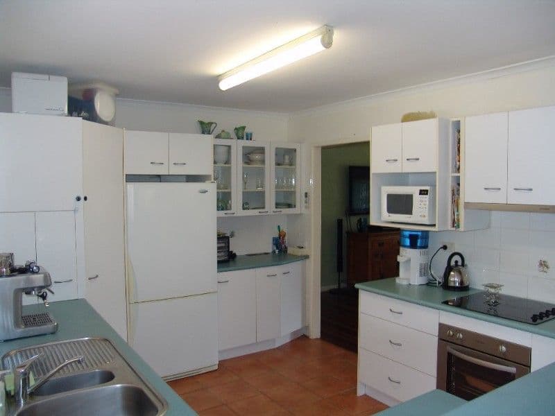 36 Nioka Street, ROCHEDALE SOUTH QLD 4123, Rochedale South - Thumbnail 4