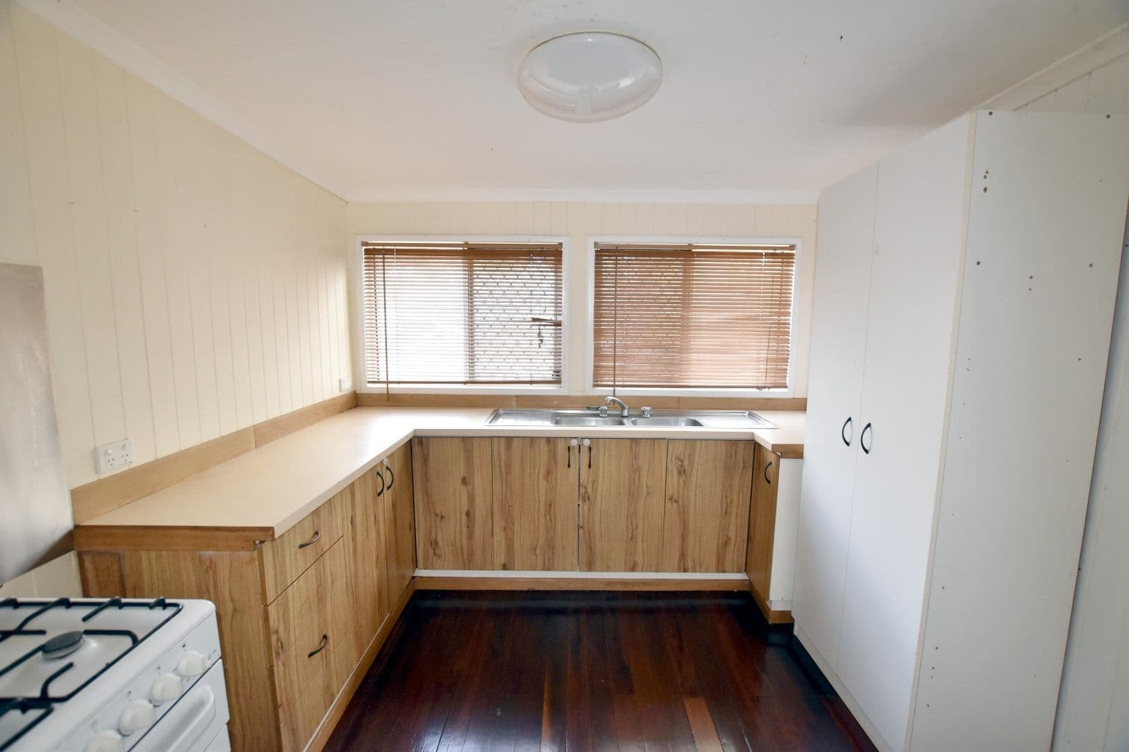 8 Butler Street, Yarwun QLD 4694, Yarwun - Thumbnail 2
