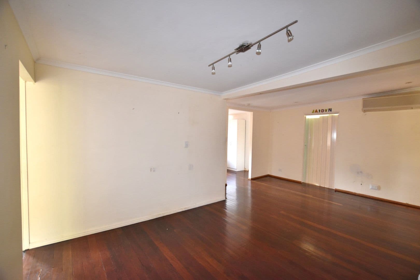 8 Butler Street, Yarwun QLD 4694, Yarwun - Thumbnail 5