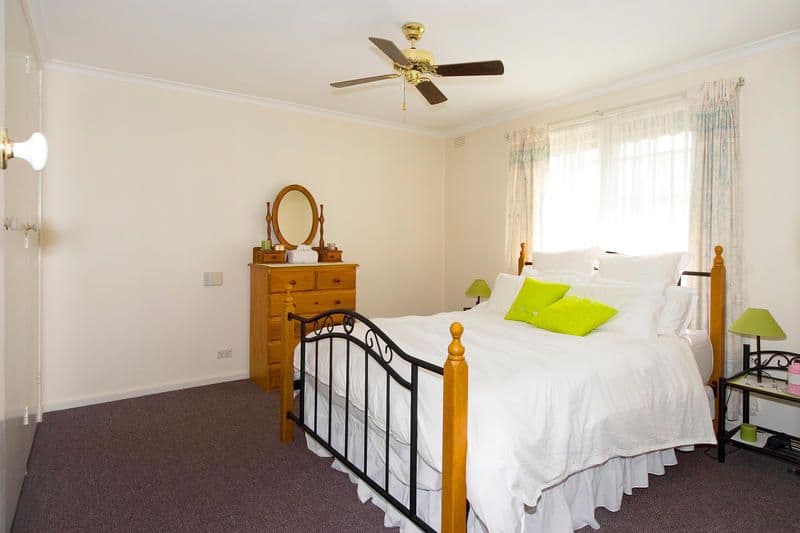 4 Bogey Court, DINGLEY VILLAGE VIC 3172, Dingley Village - Thumbnail 2