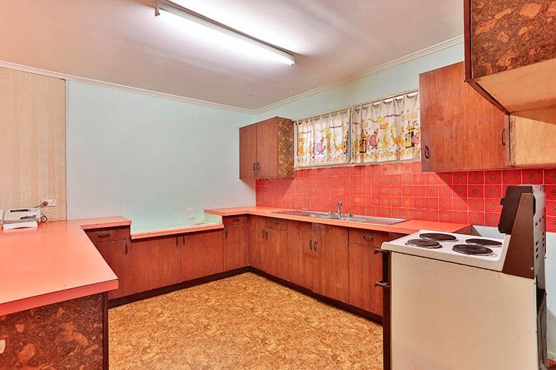 27 Cathro Street, ROCKVILLE QLD 4350, Rockville - Thumbnail 4