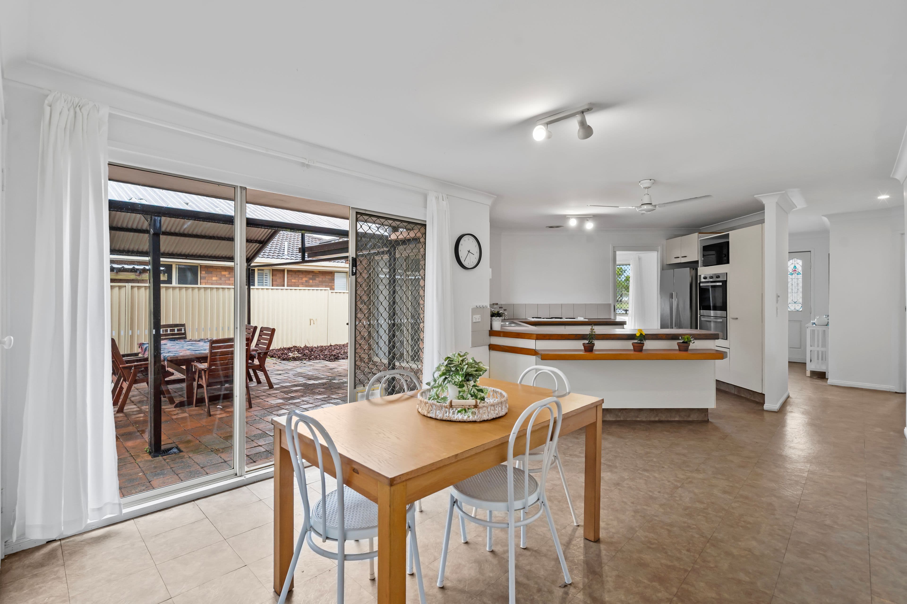 1 Spinebill Street, Burleigh Waters QLD 4220, Burleigh Waters - Thumbnail 4