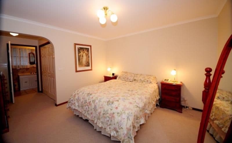 73 Rutherglen Way, TAYLORS LAKES VIC 3038, Taylors Lakes - Thumbnail 7