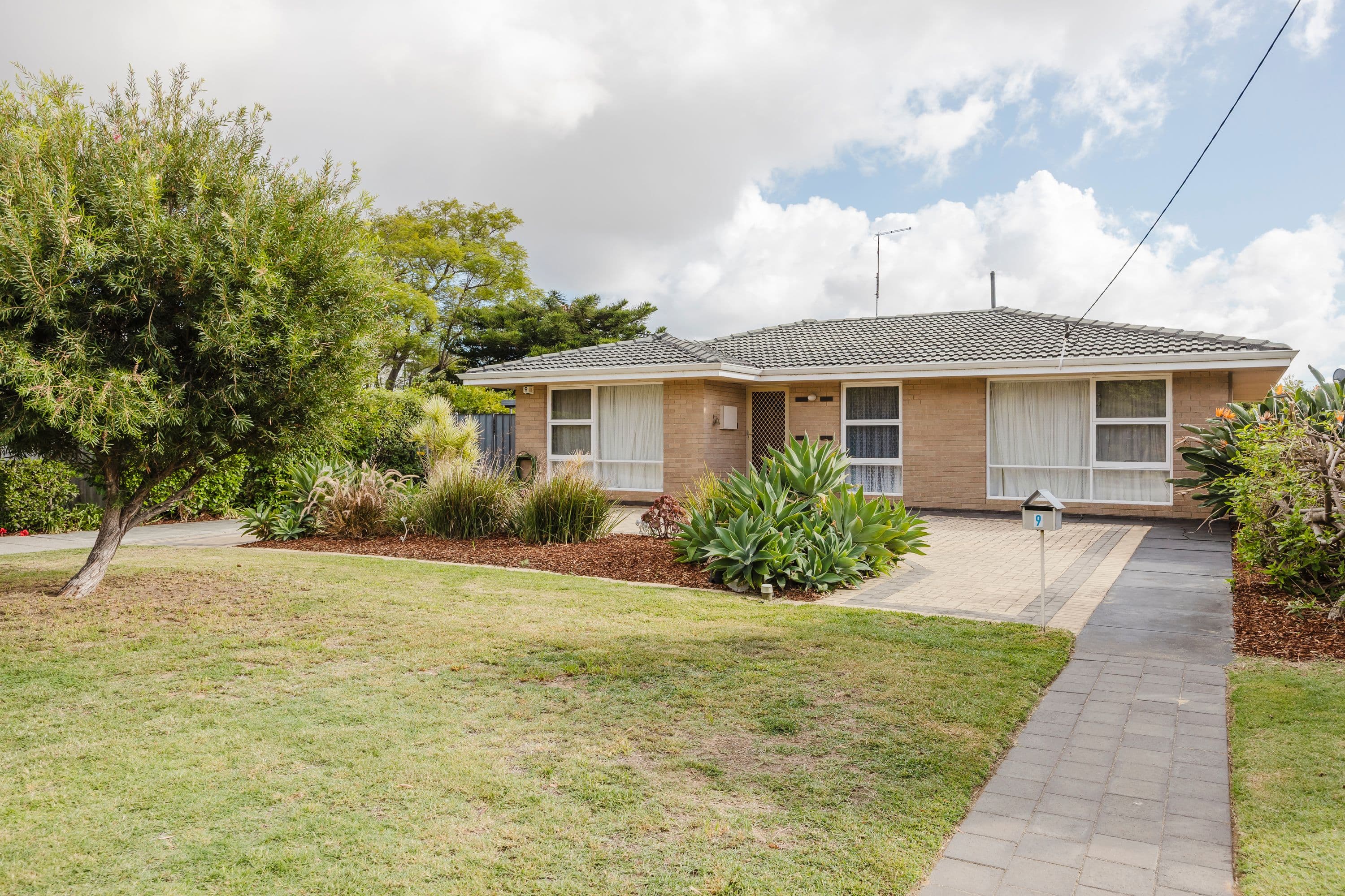 9 Kexby Street, Balcatta WA 6021, Balcatta - Thumbnail 2