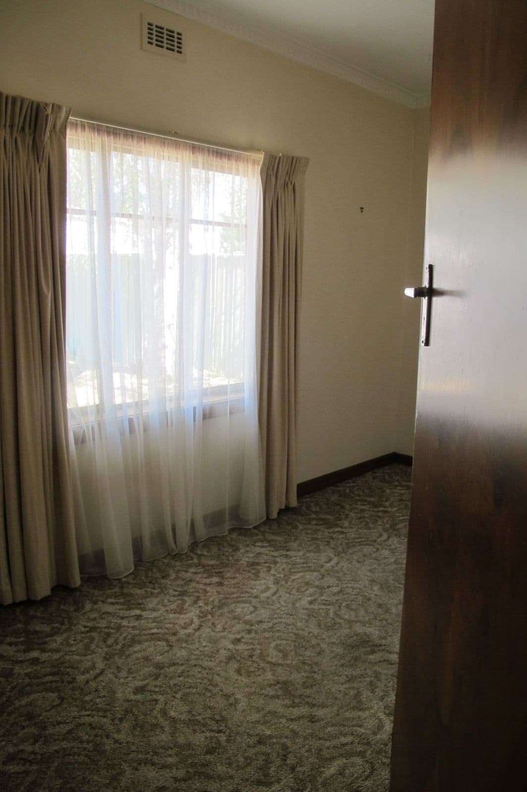 74 Park Street, HAMILTON VIC 3300, Hamilton - Thumbnail 5