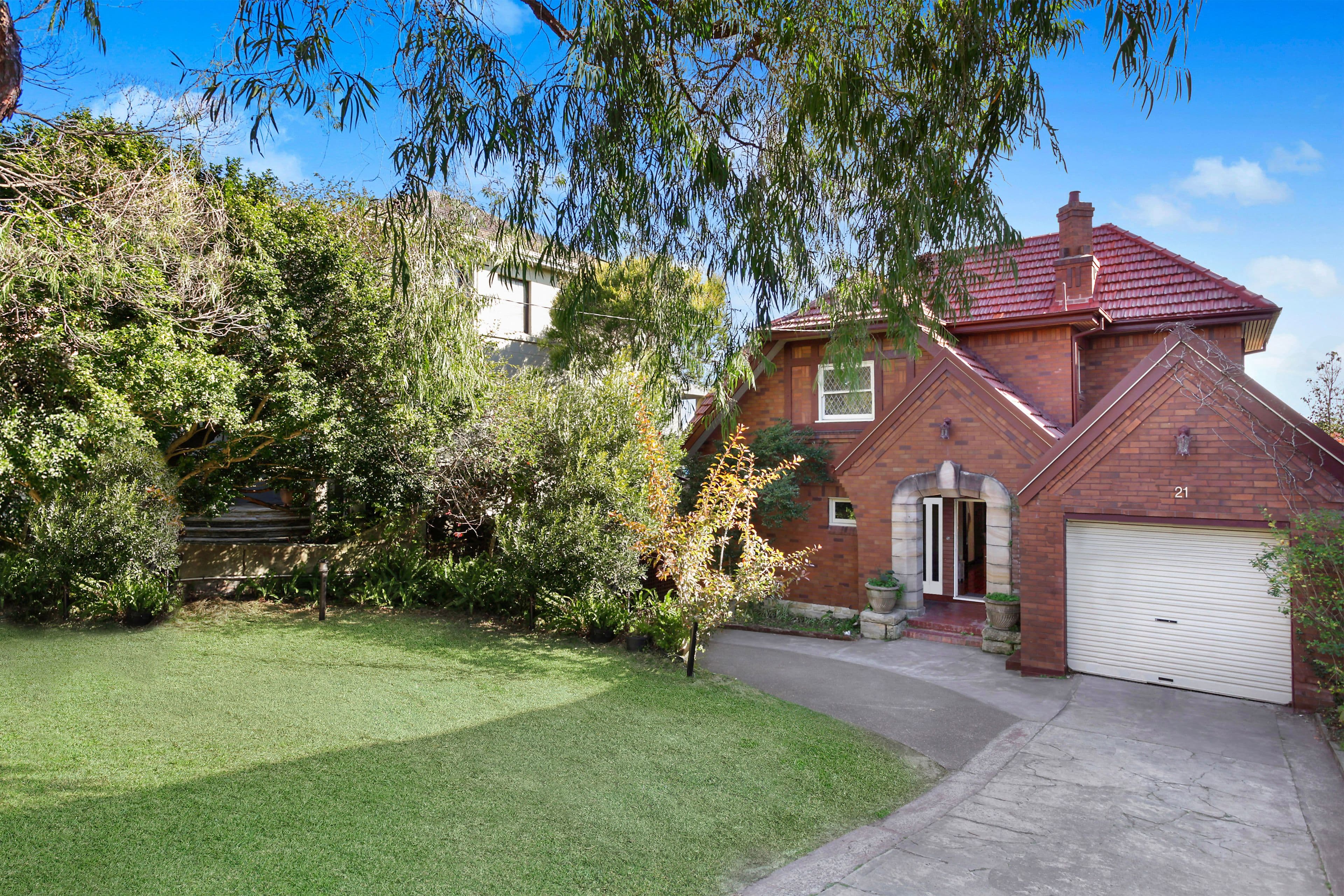 21 Wallangra Road, Dover Heights - Image 1