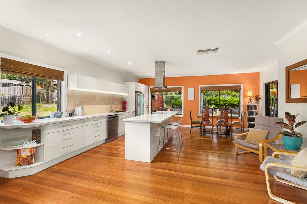 34 Reynolds Road, Wattle Glen VIC 3096, Wattle Glen - Thumbnail 2