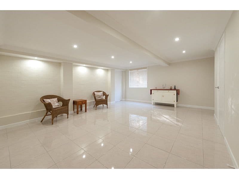 19 Macnevin Street, NORMAN GARDENS QLD 4701, Norman Gardens - Thumbnail 2