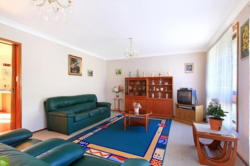 42 Gibsons Road, FIGTREE NSW 2525, Figtree - Thumbnail 2