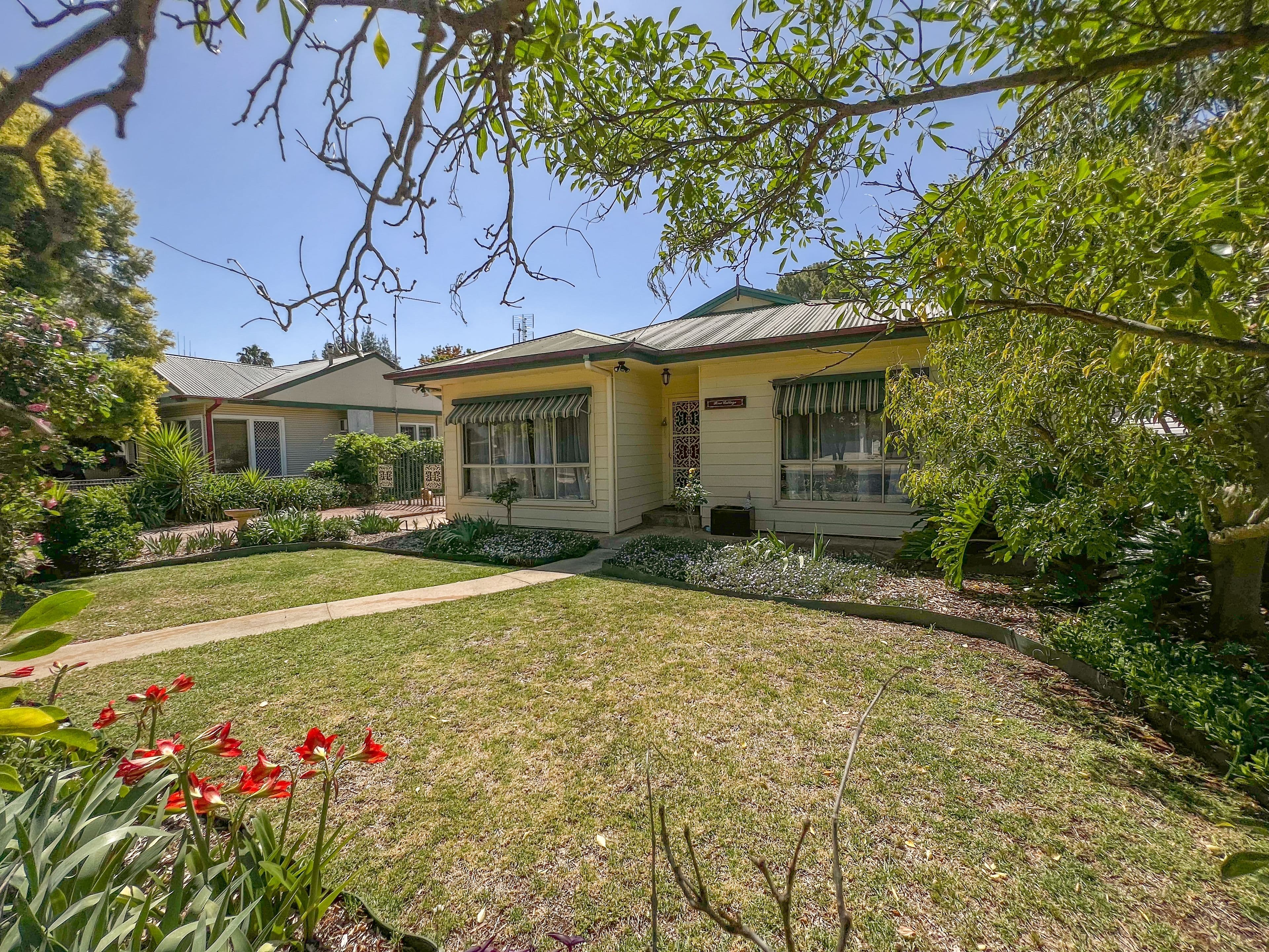 5 Gloucester Street, Forbes NSW 2871, Forbes - Image 1