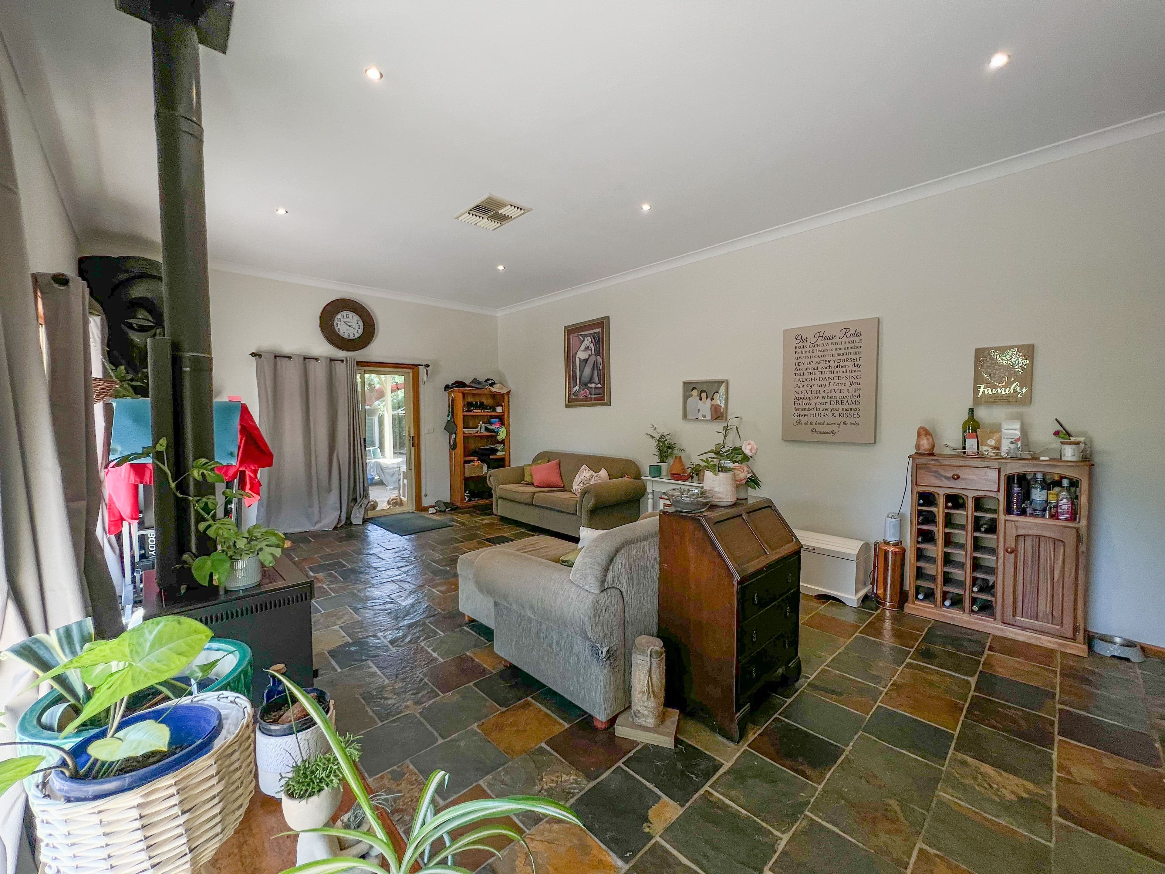 5 Gloucester Street, Forbes NSW 2871, Forbes - Thumbnail 7