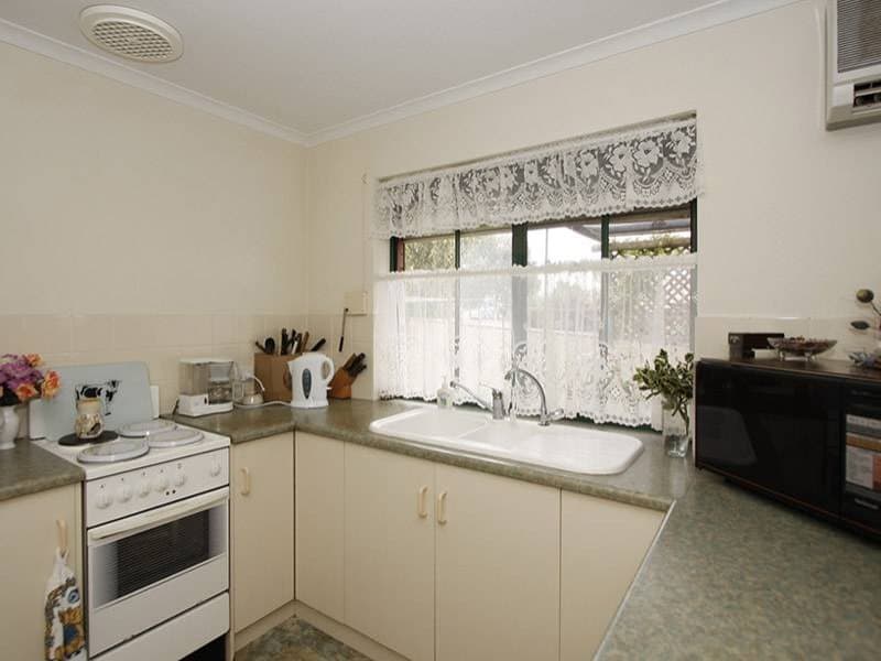 20 Evelyn Sturt Drive, Willunga - Thumbnail 2