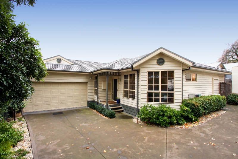 5 Selman Avenue, FERNTREE GULLY VIC 3156, Ferntree Gully - Image 1
