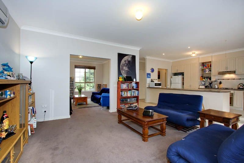 5 Selman Avenue, FERNTREE GULLY VIC 3156, Ferntree Gully - Thumbnail 2