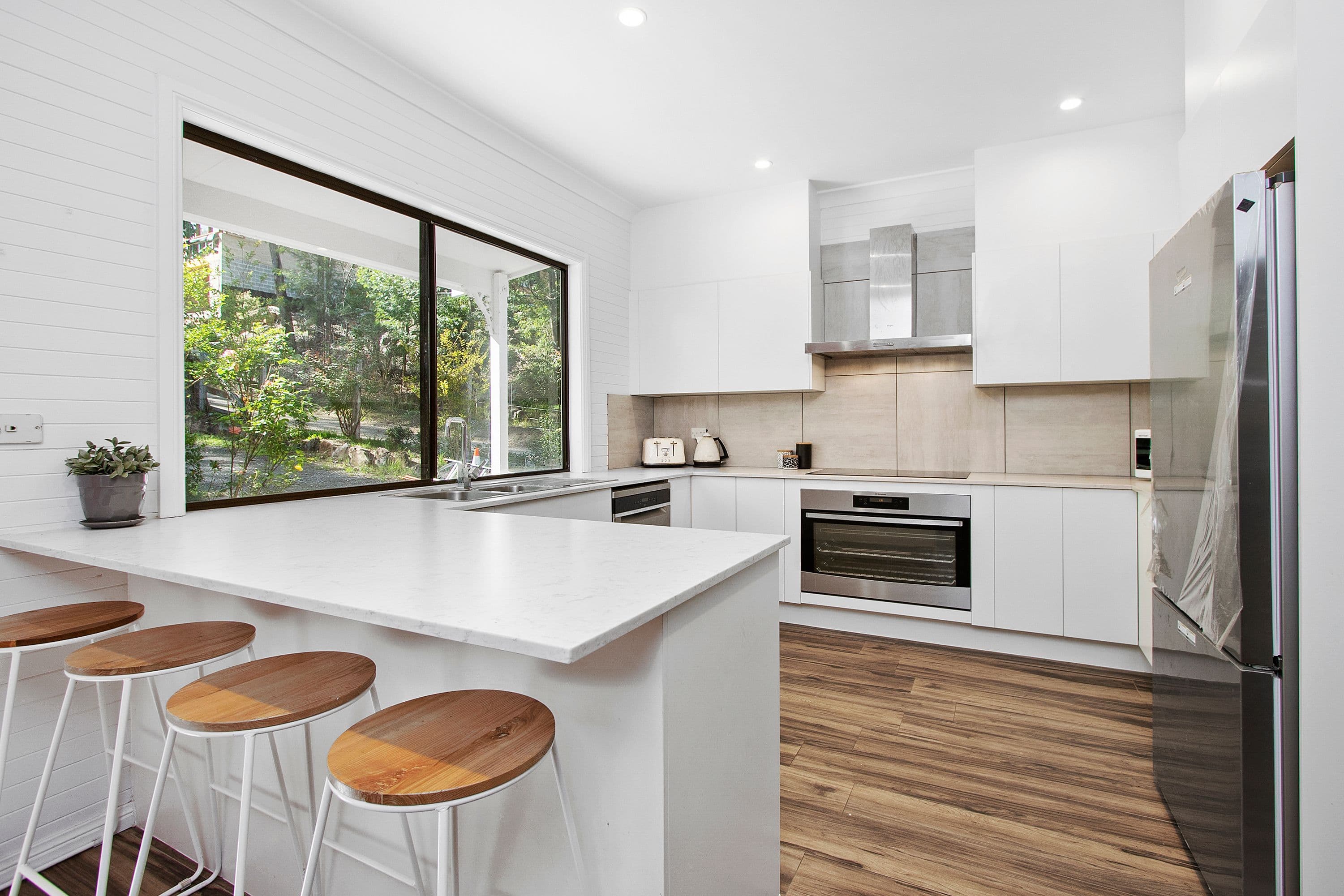 52 Lieutenant Bowen Road, Bowen Mountain - Thumbnail 2