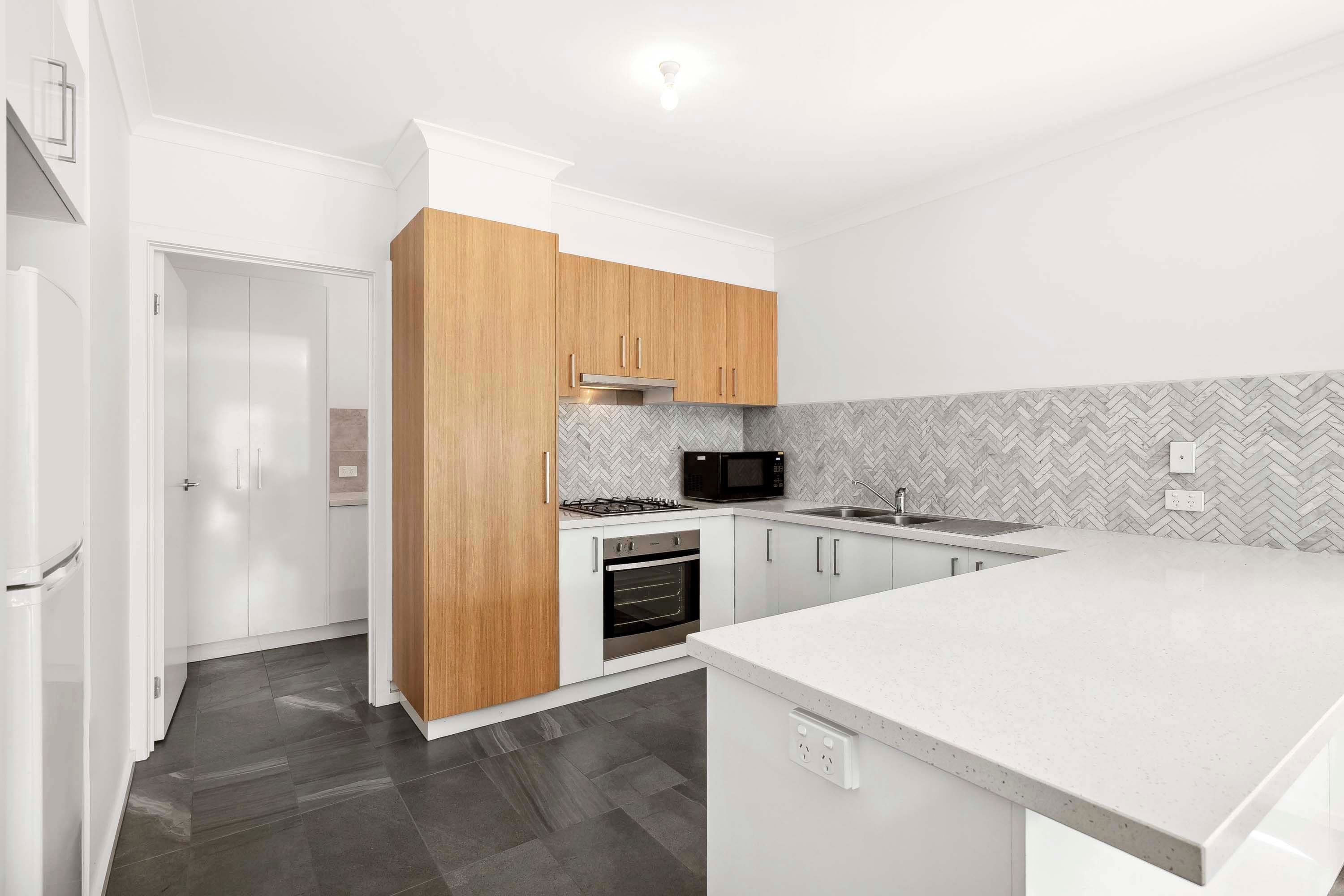 18 Wilkins Close, Corio VIC 3214, Corio - Thumbnail 2
