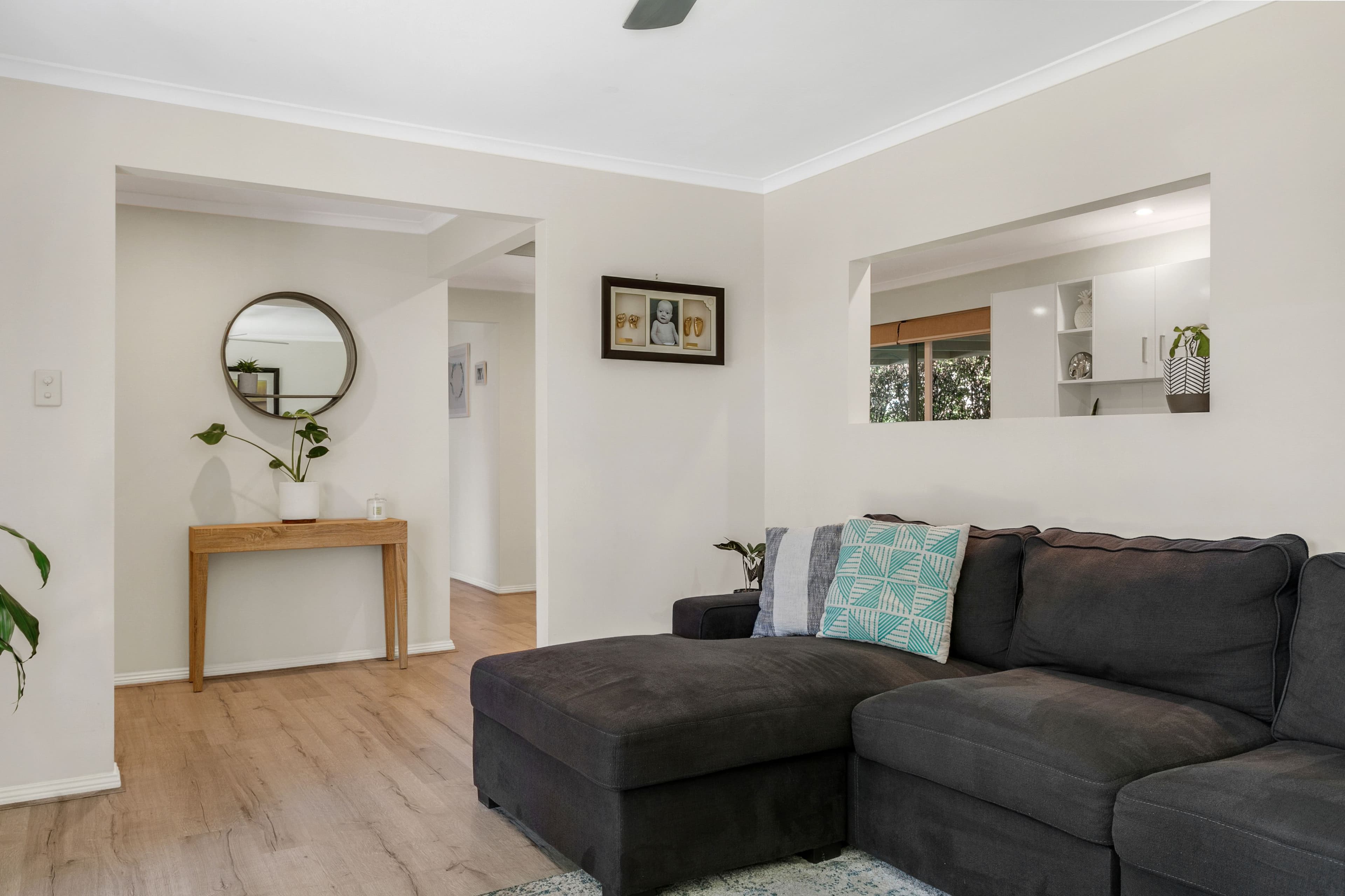 22 Woodhall Drive, Happy Valley SA 5159, Happy Valley - Thumbnail 2
