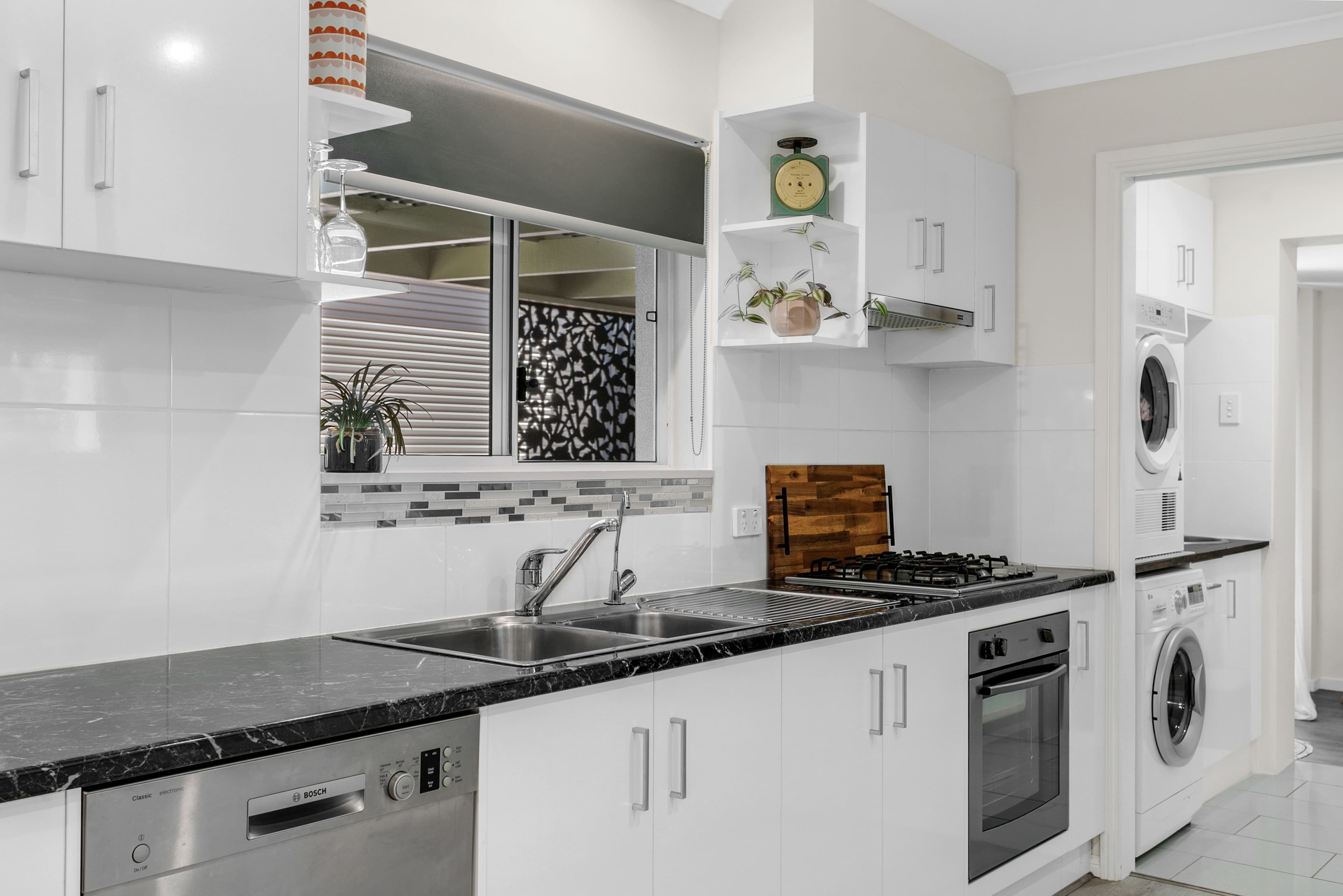 22 Woodhall Drive, Happy Valley SA 5159, Happy Valley - Thumbnail 5