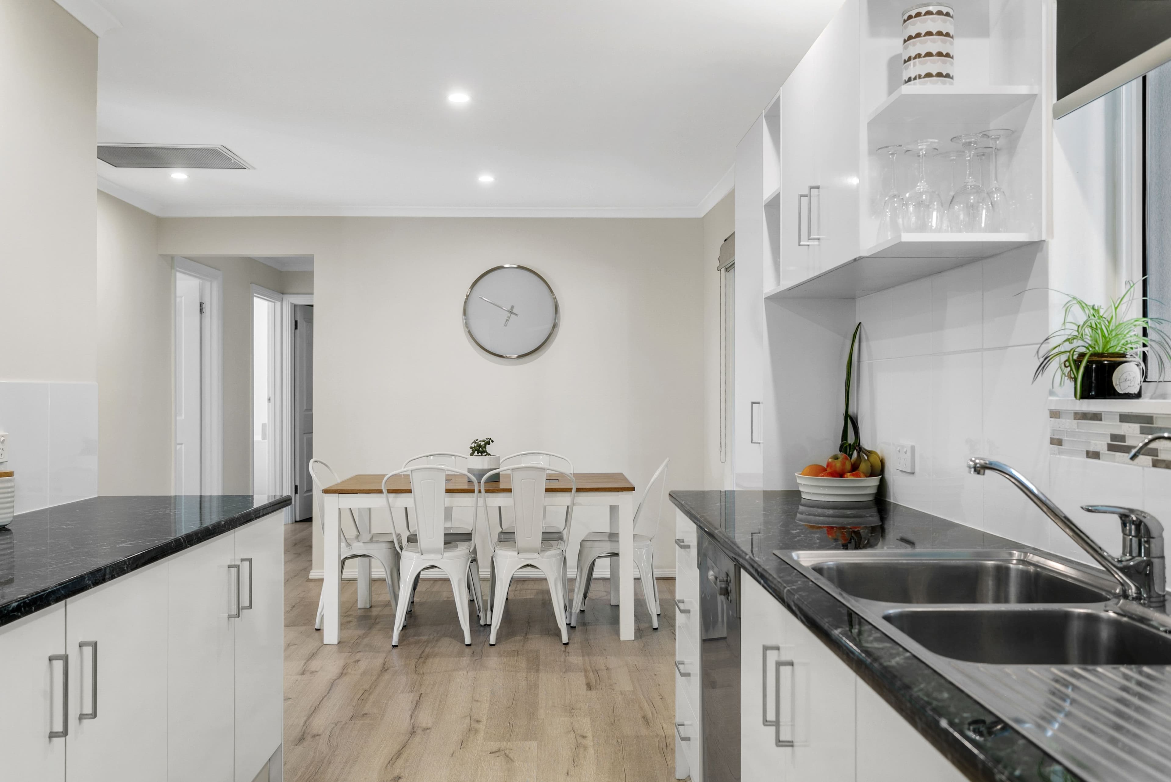 22 Woodhall Drive, Happy Valley SA 5159, Happy Valley - Thumbnail 6
