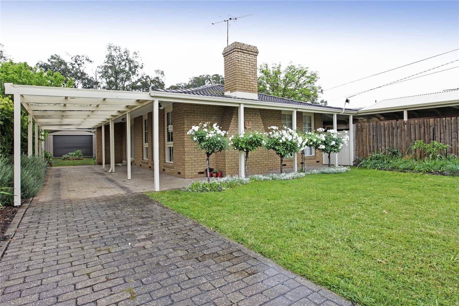 15 Cameron Crescent, LARA VIC 3212, Lara - Image 1