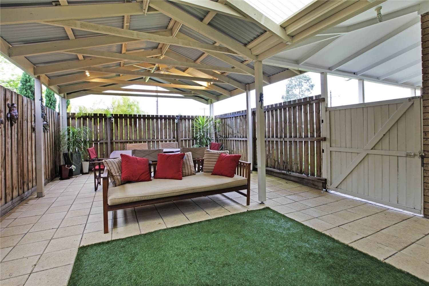 15 Cameron Crescent, LARA VIC 3212, Lara - Thumbnail 5