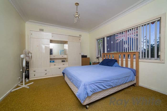 17 Ocean Street, Redhead NSW 2290, Redhead - Thumbnail 4