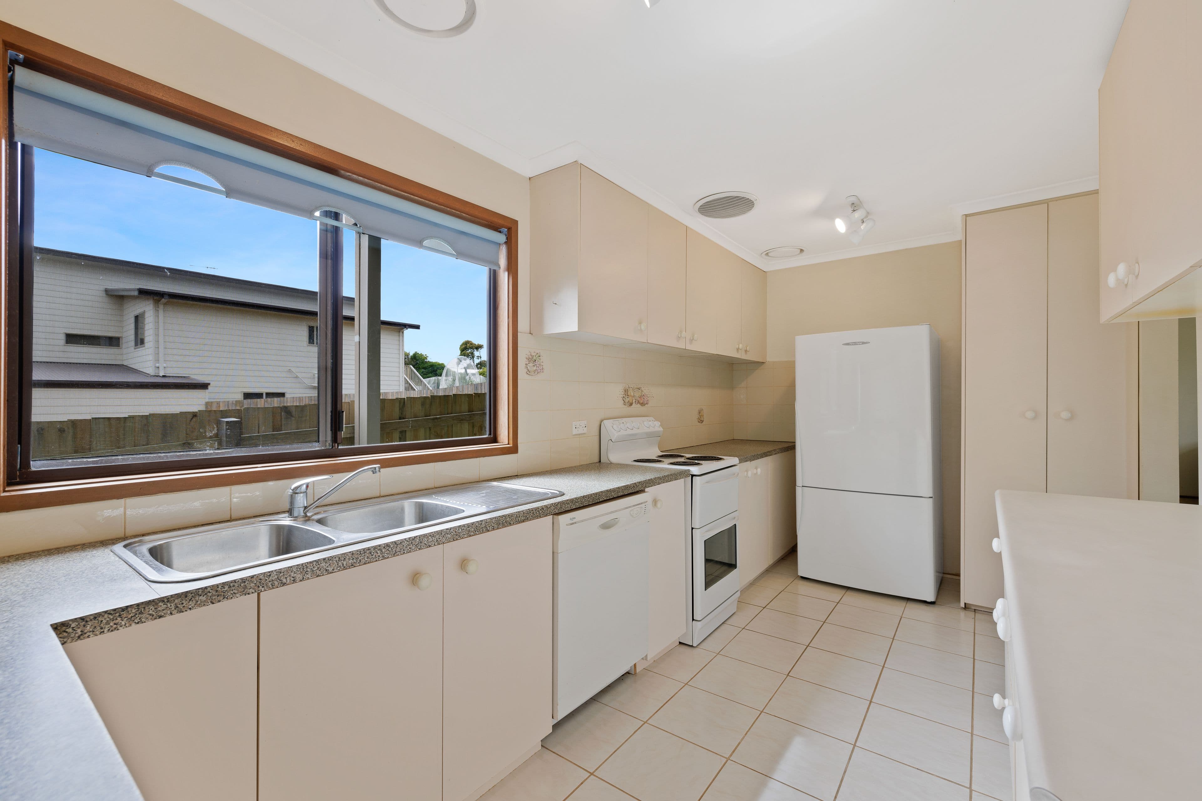 27 Summerhays Avenue, Cape Woolamai VIC 3925, Cape Woolamai - Thumbnail 3