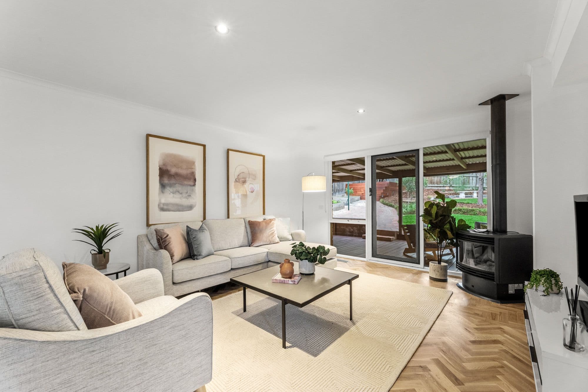 7 Highview Crescent, Macleod VIC 3085, Macleod - Thumbnail 2