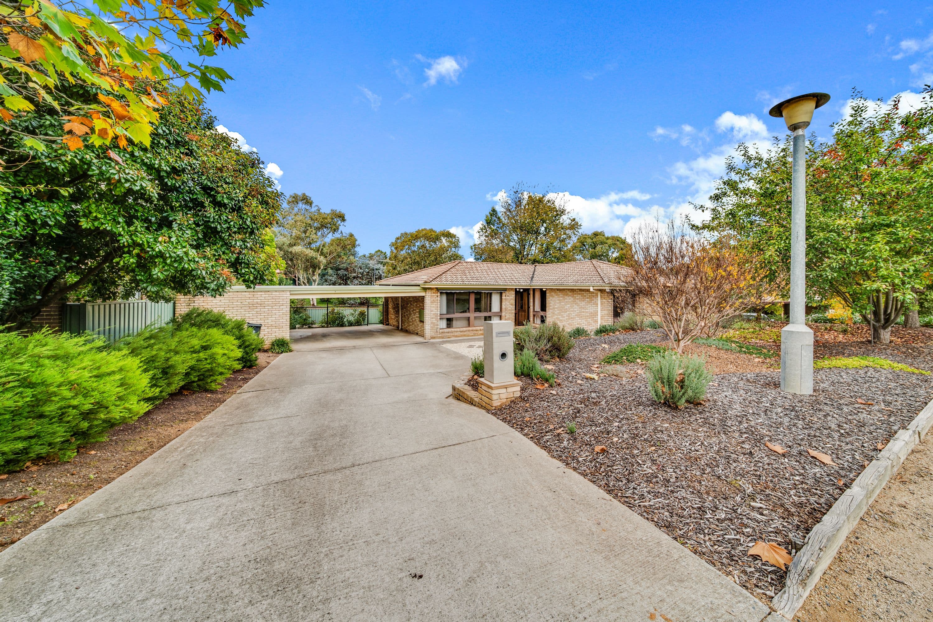 11 Whitfeld Street, Monash ACT 2904, Monash - Thumbnail 2