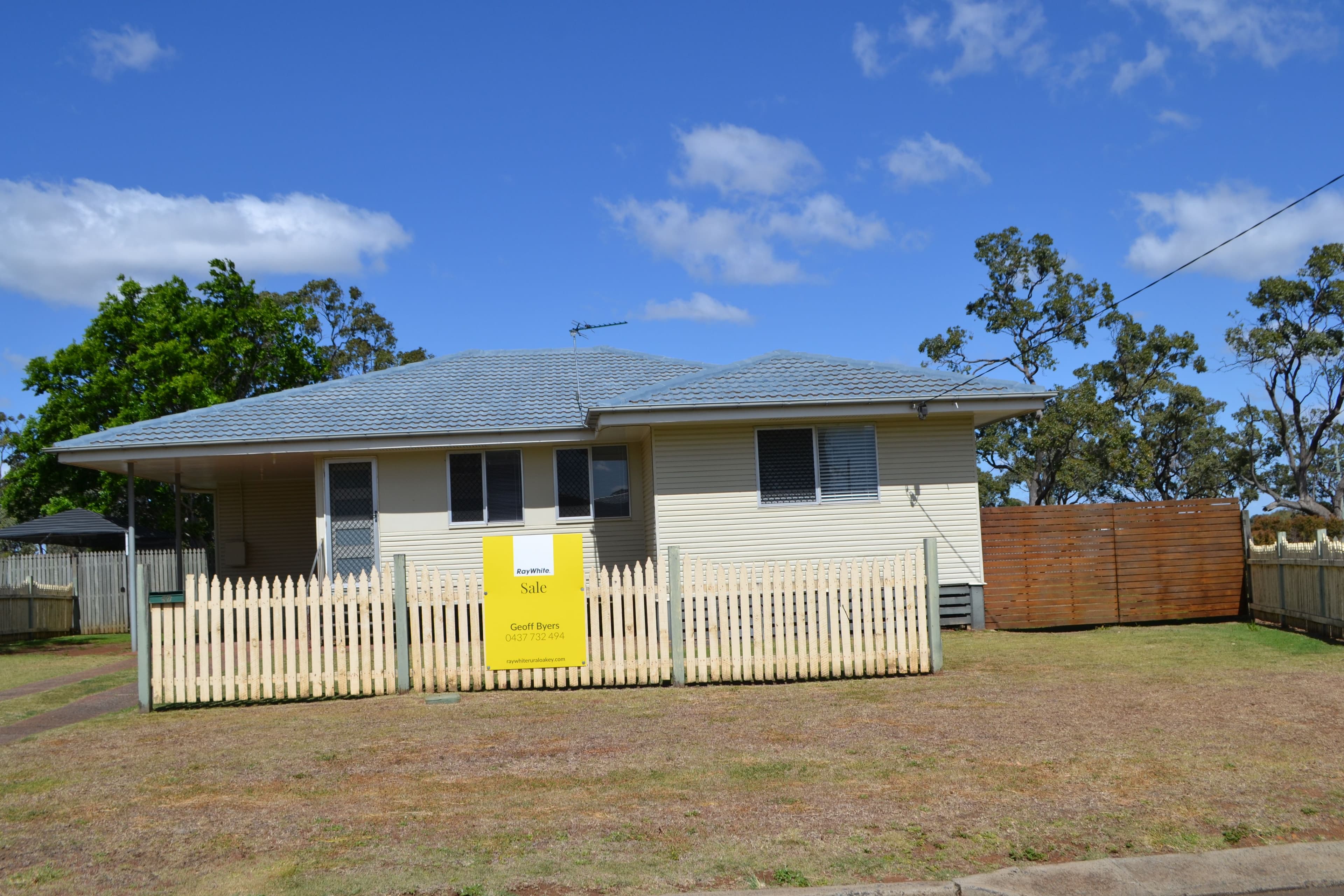 37 Milligan Street, Oakey QLD 4401, Oakey - Thumbnail 2