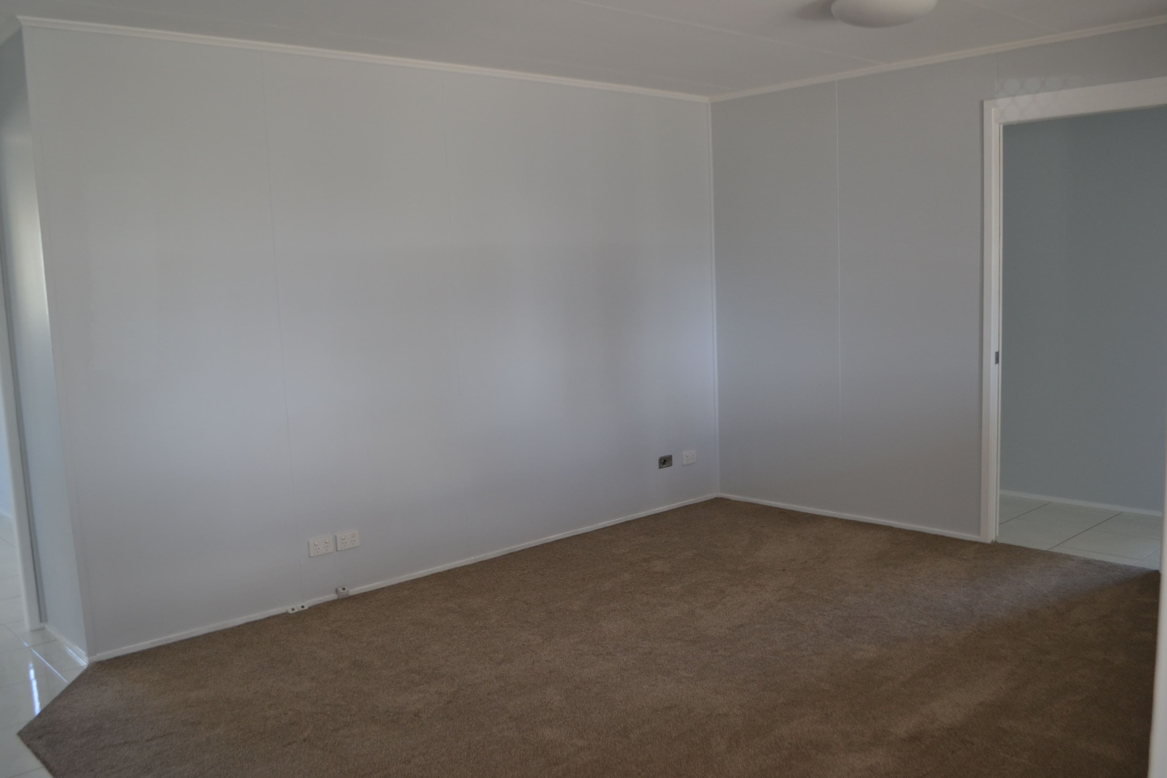 37 Milligan Street, Oakey QLD 4401, Oakey - Thumbnail 4