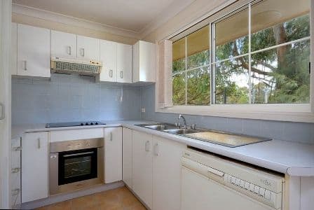 17  Harnleigh Avenue, WOOLOOWARE NSW 2230, Woolooware - Thumbnail 3