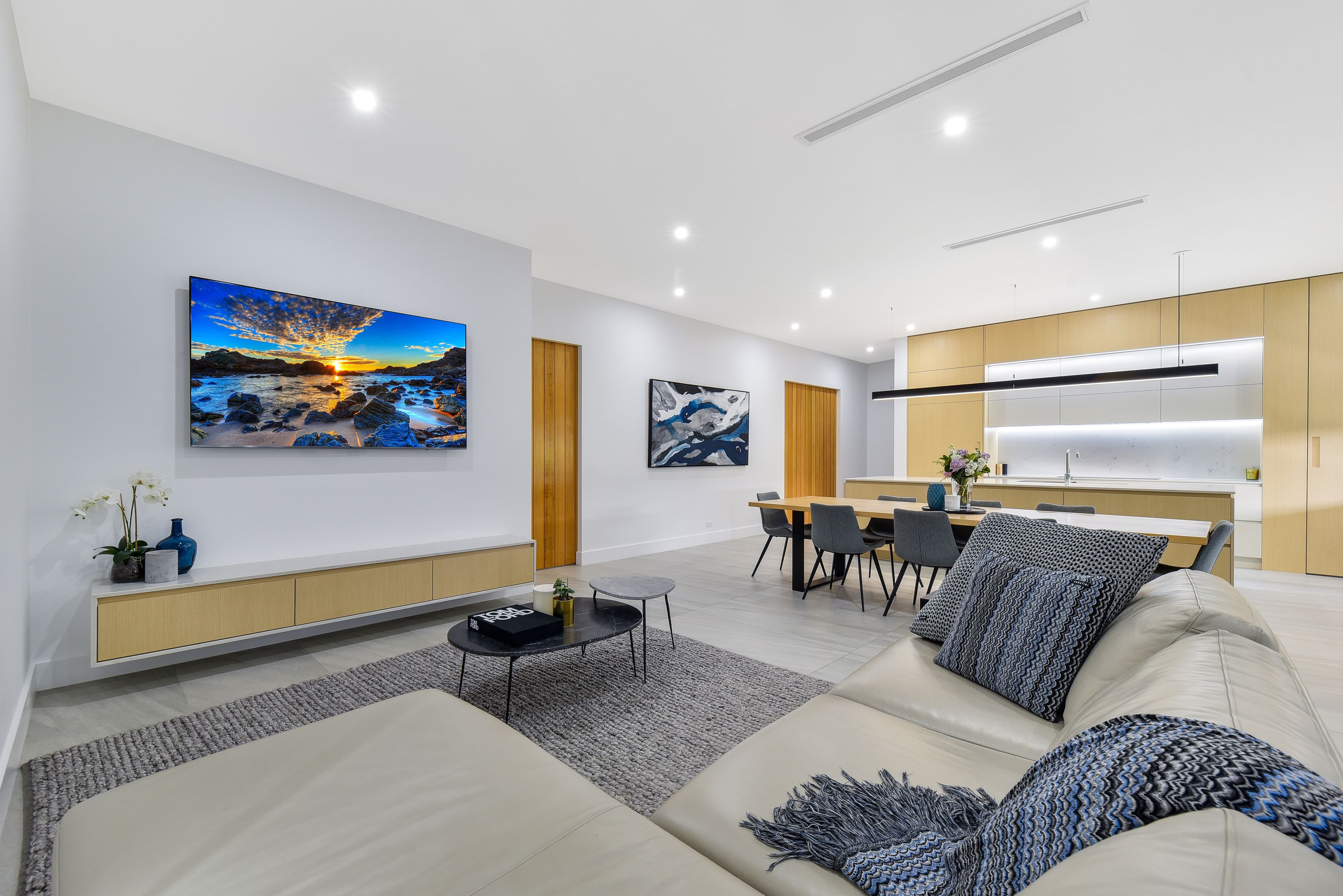 13 Cameron Circuit, Harrington Park - Thumbnail 2