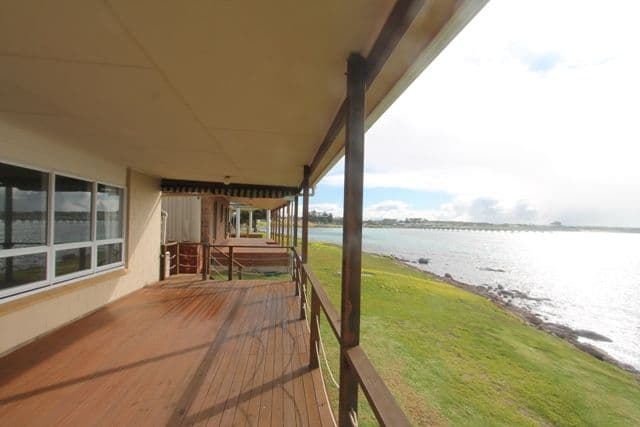 26 Cape Burr Road, PORT NEILL SA 5604, Port Neill - Thumbnail 4