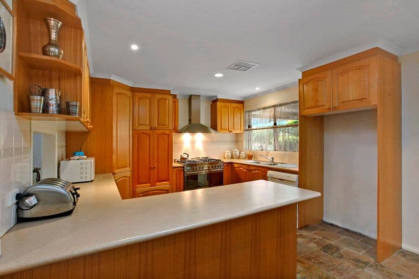 7 Trumper Place, EPPING VIC 3076, Epping - Thumbnail 2