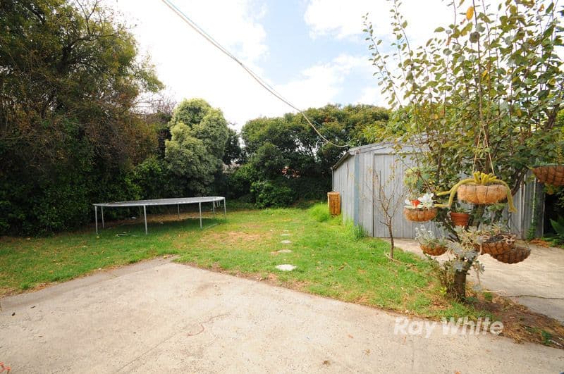11 Fugosia Street, DOVETON VIC 3177, Doveton - Thumbnail 6