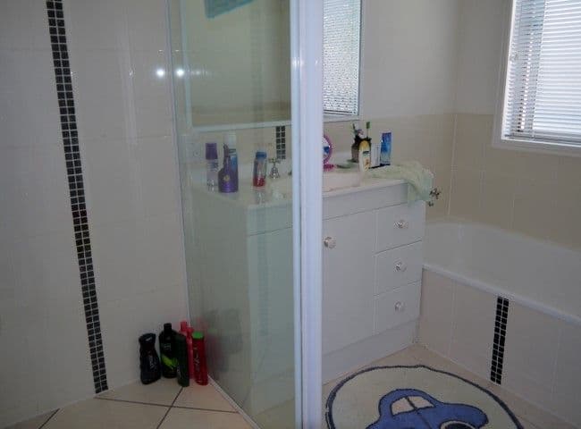 4 Dean Street, GLEN EDEN QLD 4680, Glen Eden - Thumbnail 3